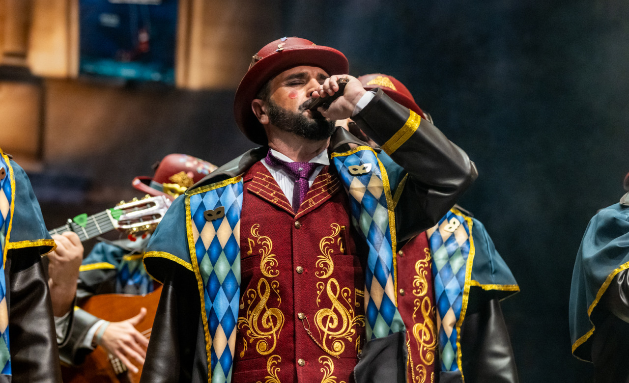 El asesino de comparsistas, Comparsa de Málaga