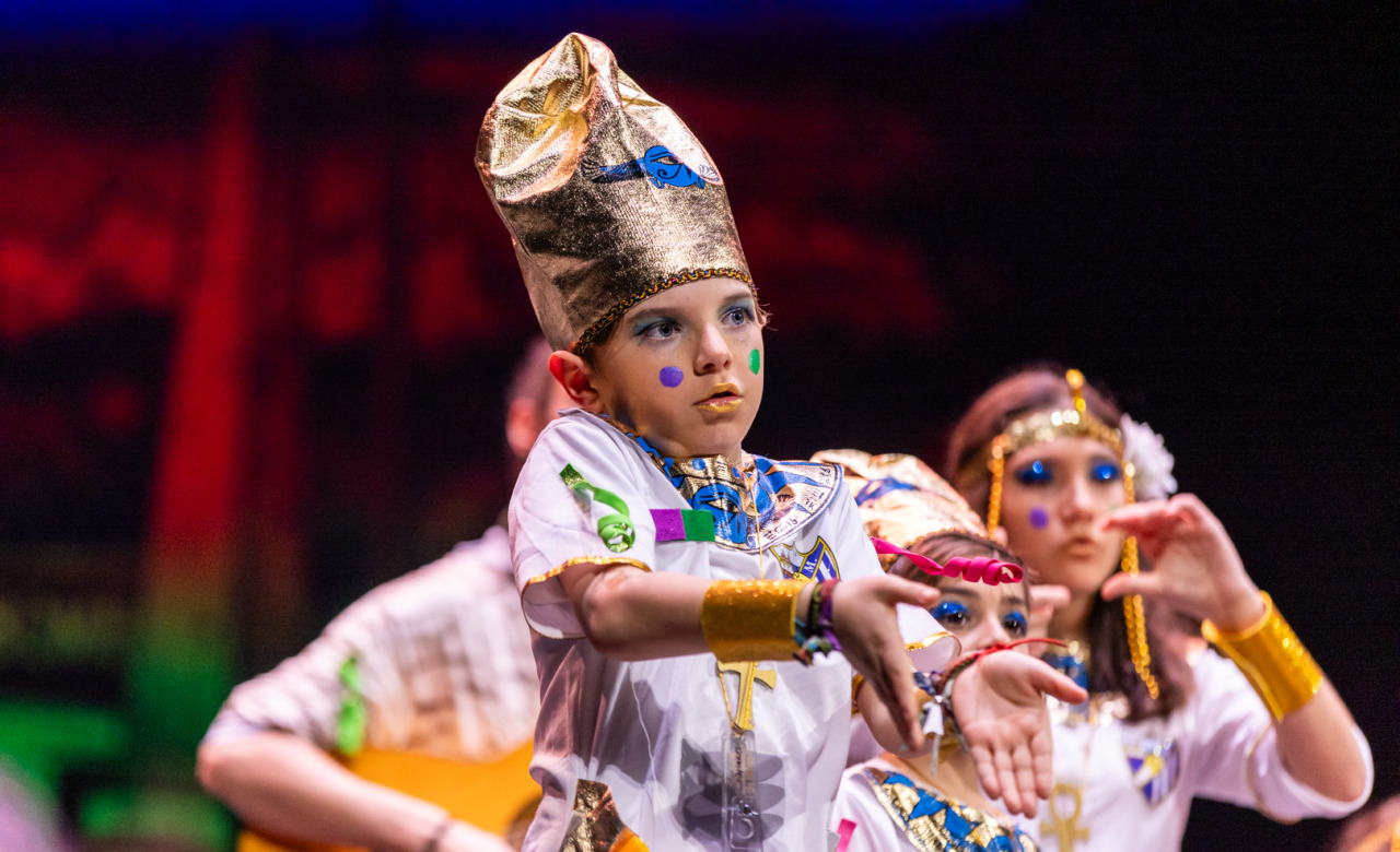 Los que vienen de Las Pirámides - Murga Infantil de Málaga